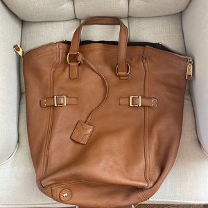 YSL DOWNTOWN TOTE in CAMEL LEATHER